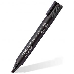 Staedtler Marcatore permanente punta scalpello nero