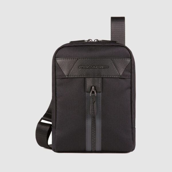 Borsello Piquadro Porta Tablet Mini In Pelle e Tessuto Trakai Nero su linait