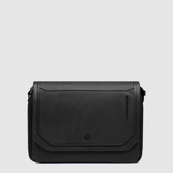 Borsa Messenger Piquadro Uomo Porta Tablet In Pelle e Tessuto Lyss Nera su linait